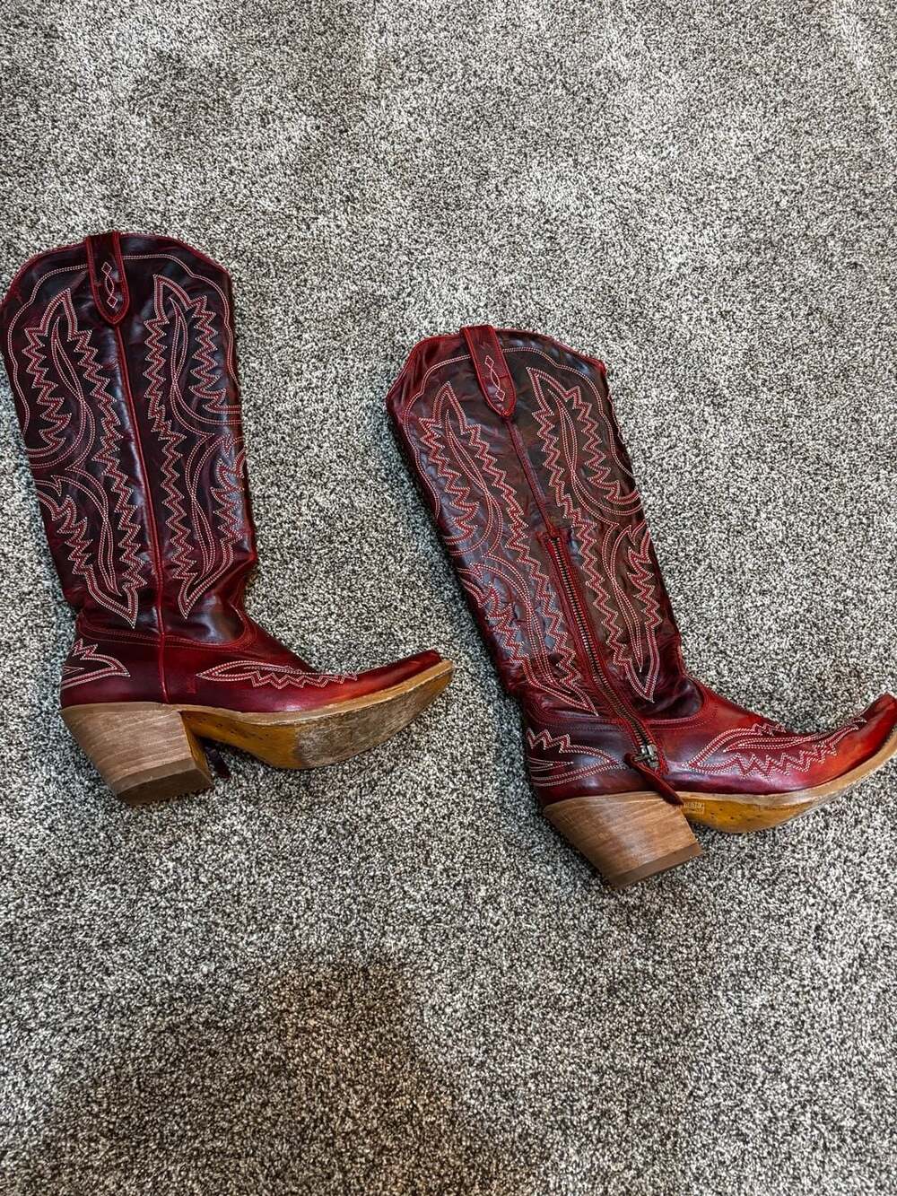 Ariat Women's Casanova X-Toe Western Cowboy Boots in Red Alert (Style 10050870) - Picture 2 of 4